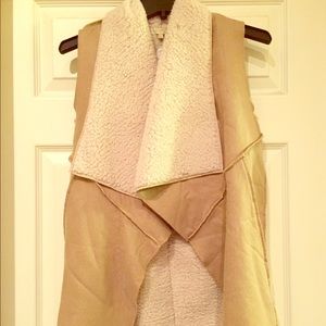 Shearling Vest Khaki XS